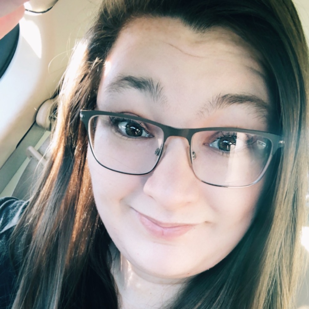 Meet your Posher, Michaela